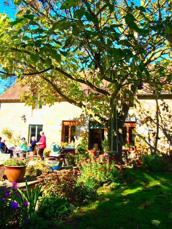 Le Beauregard Bed & Breakfast Rânes Екстериор снимка